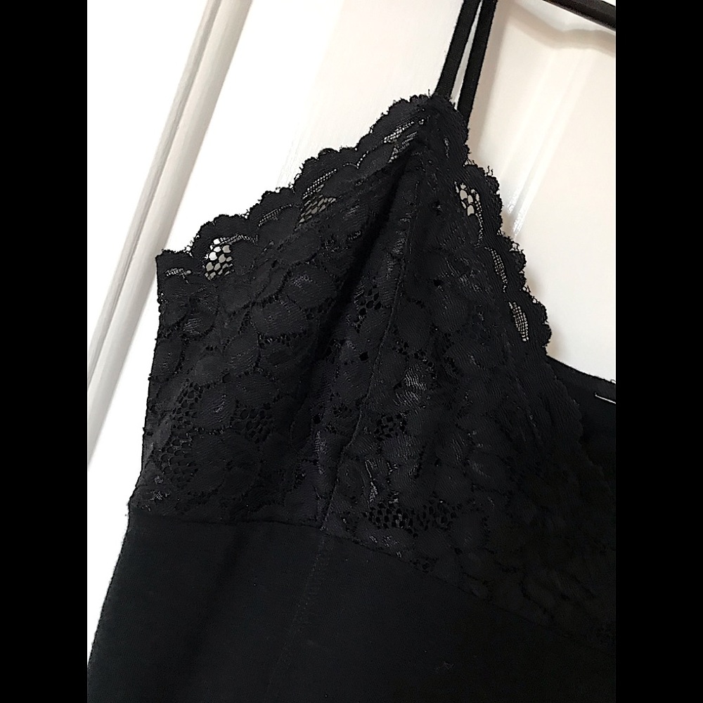 🆕🔥EXPRESS REALLY CUTE&SEXY SPAGHETTI STRAP&BEAUTIFUL BLACK LACE TANK/CAMI NWOT - Picture 3 of 8
